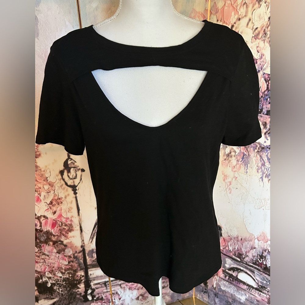 Boston Proper - Black Cut Out T-Shirt. Size M. New, never worn.